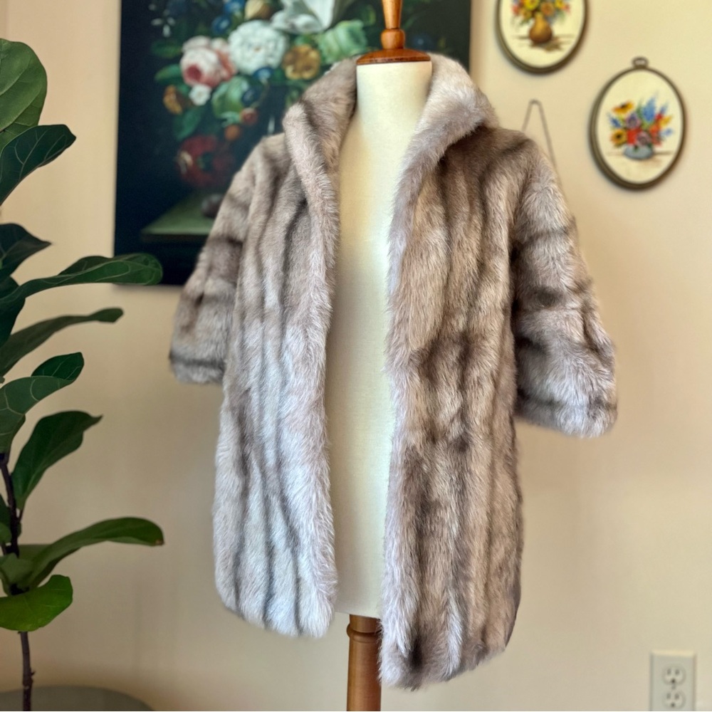 ☾ Vintage faux fur Sear’s shawl